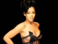 Rihanna se dénude pour Kanye West (vidéo)