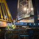 Plaatsing nieuwe spoorbrug over Amsterdam-Rijnkanaal uren vertraagd door laag water