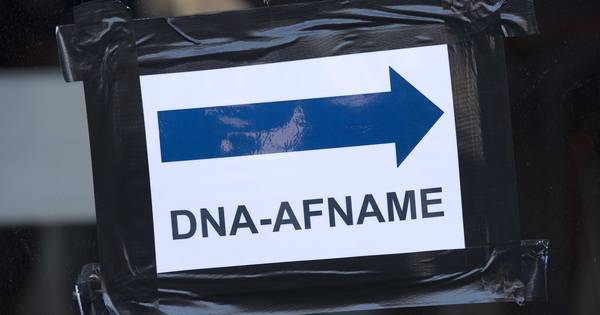 Minister: mogelijk eerder DNA afnemen bij verdachten | Binnenland - AD.nl