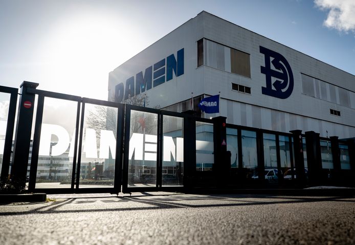 Het entree van de Damen Shipyards Group op bedrijventerrein Avelingen Oost in Gorinchem.
