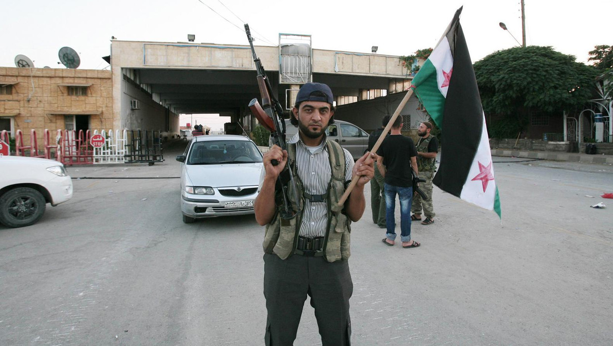 Archieffoto: een Syrische rebel in Bab al-Salam. Beeld afp