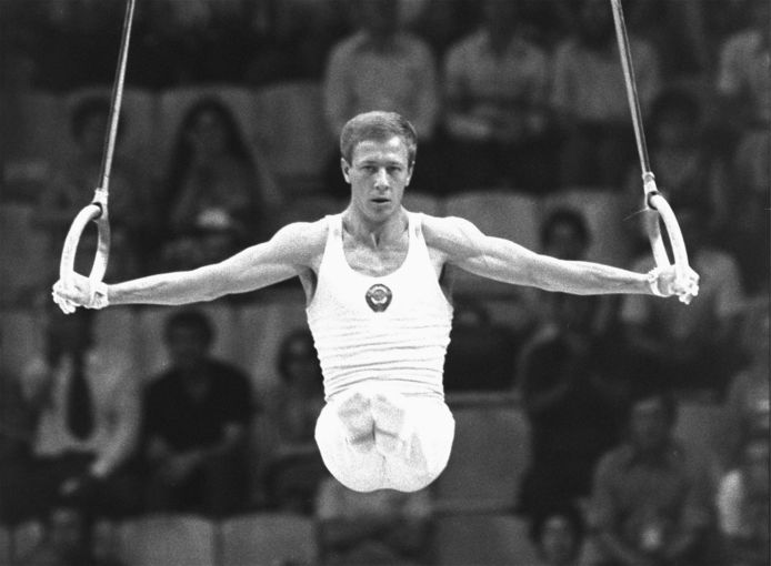 Nikolai Andrianov (Sovjet-Unie) aan het werk tijdens de Spelen van Moskou in 1980.