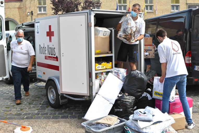 Ook in Wervik trok een golf van solidariteit zich op gang voor de slachtoffers van de zondvloed. Beeld Maxime Petit