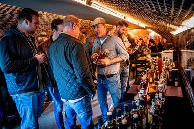 Tweede editie Whisky in het Fort is stijf uitverkocht, ‘Je proeft een boomgaard vol fruit’