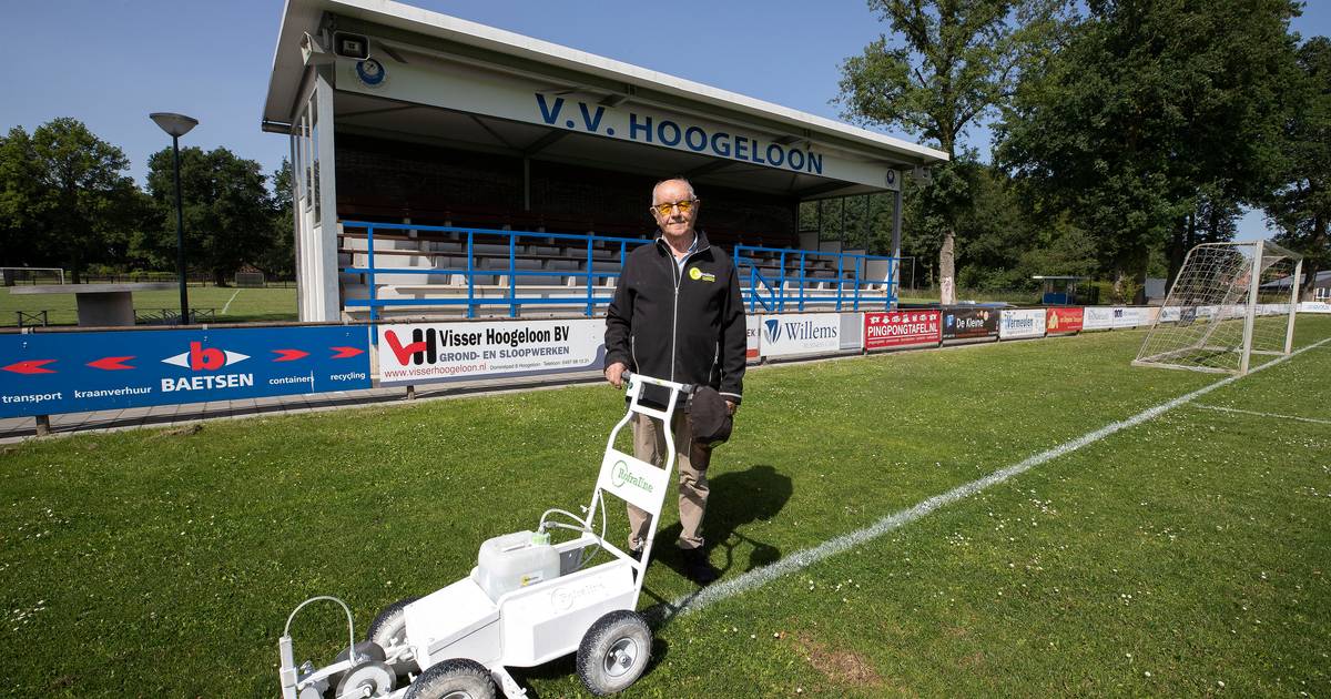 Piet Lamers zet na 25 jaar streep onder belijning bij V.V. Hoogeloon