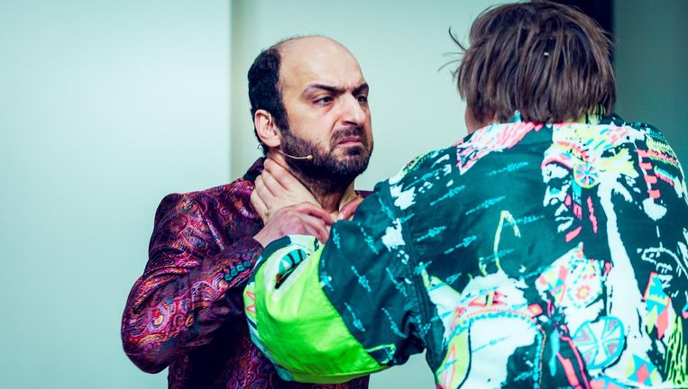 Beeld uit theatervoorstelling The Family Beeld Julian Maiwald
