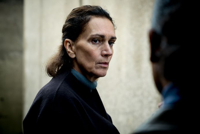 Monic Hendrickx (Cato Christiaens).