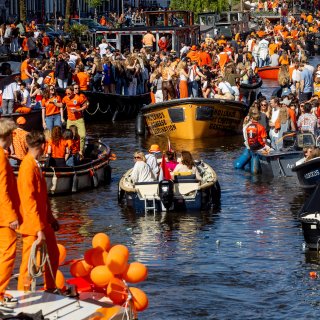 Skippers critical of extra measures on the water during King's Day