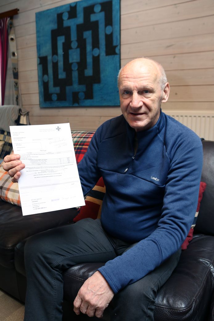 Jan Torfs krijgt factuur van 300 euro voor ziekenvervoer van twee