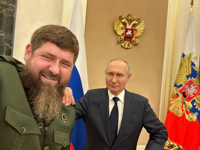 Een selfie die Kadyrov eind juni postte na een ontmoeting met president Poetin.