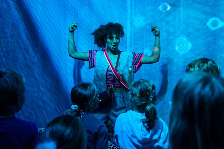 ‘De minotaurus, een monsterlijk labyrint’ van Studio Brei op Theaterfestival Boulevard in Den Bosch. Beeld Julian Maiwald