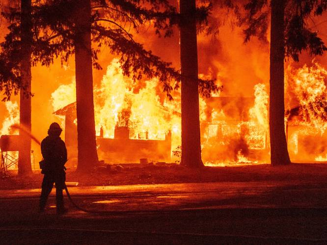 Biden roept door branden getroffen Californië uit tot rampgebied