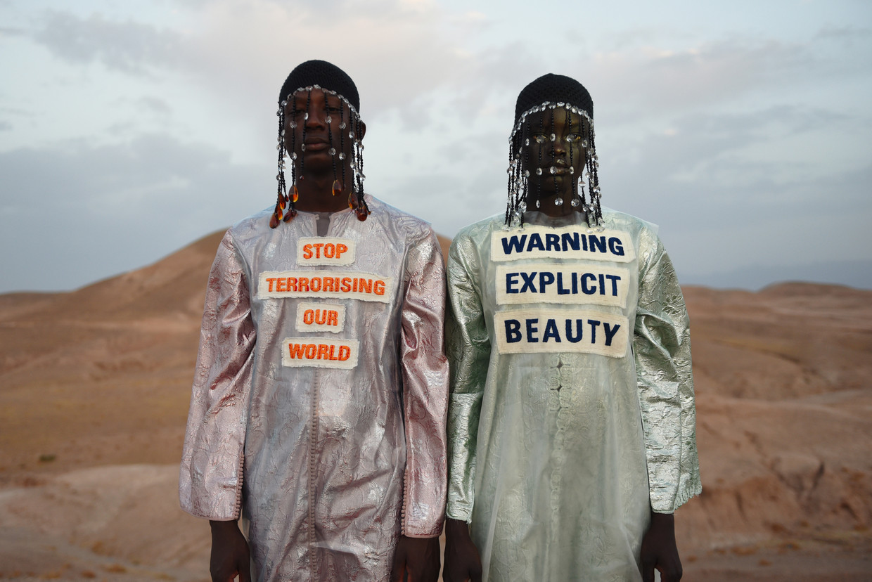 Warning, 2021 Beeld Mous Lamrabat