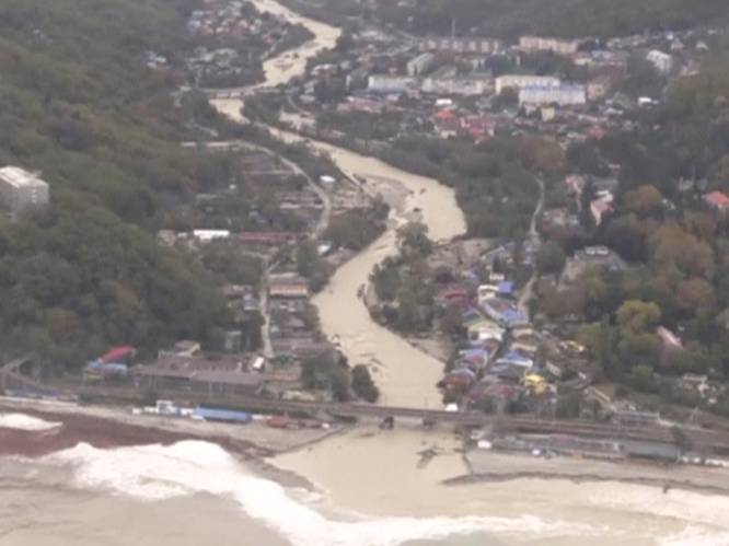 Noodweer in de Kaukasus zorgt voor hevige overstromingen: minstens zes doden