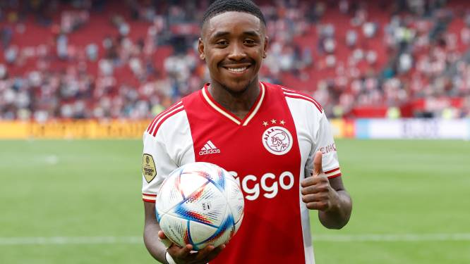 Steven Bergwijn geniet van allereerste hattrick: ‘Het plezier is terug’