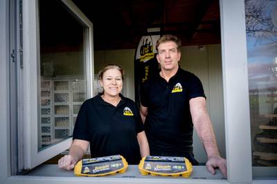 Superei uit Dreumel overladen met lof: ‘Deze kippen doen de hele dag hun best voor ons’