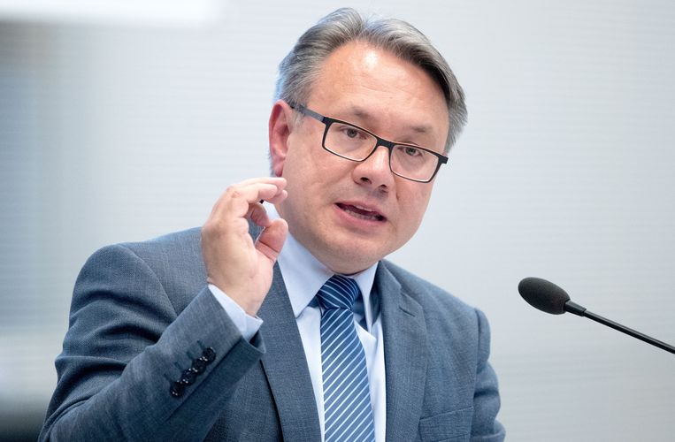 Georg Nüsslein (CSU) streek door handel in mondkapjes 660 duizend euro aan provisie op.  Beeld AP