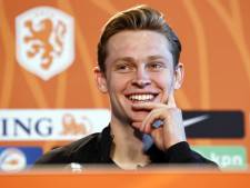 Frenkie over speelwijze Oranje: ‘Met drie man achter je heb je wat meer zekerheid om vooruit te kunnen spelen’