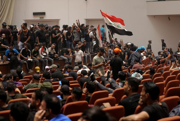 Demonstranten hebben het Iraakse parlement bezet in hoofdstad Baghdad. (30/07/22)