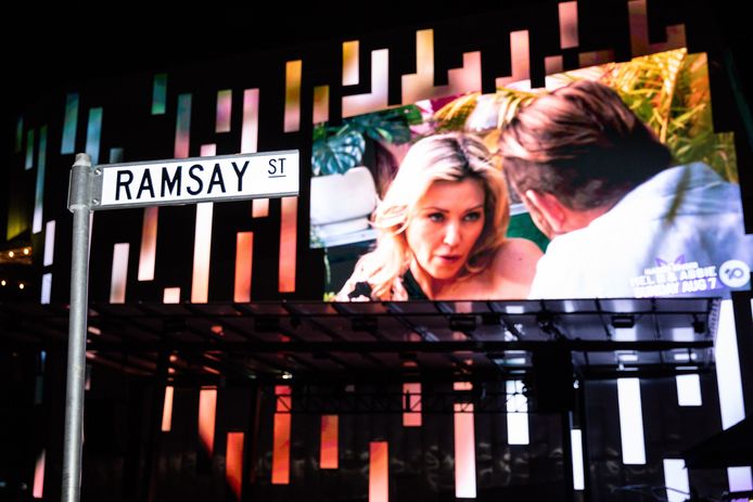 'Neighbours' op het Federation Square in Melbourne.