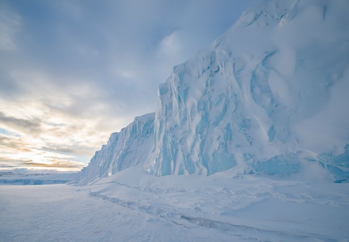 De Brunt-ijsplaat, aan de noordwestkust van Antarctica.