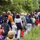 Weg met de overbezorgde helicopter-ouders