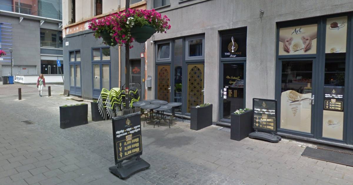 Antwerps stadsbestuur trekt vergunning van shishabar en nachtwinkel definitief in Antwerpen
