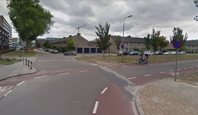 Het ongeluk gebeurde in de bocht van de Lageweg ter hoogte van de Basic Fit.