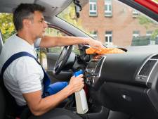 Is jouw auto ook vies door het winterse weer? Zo maak je het interieur schoon en fris