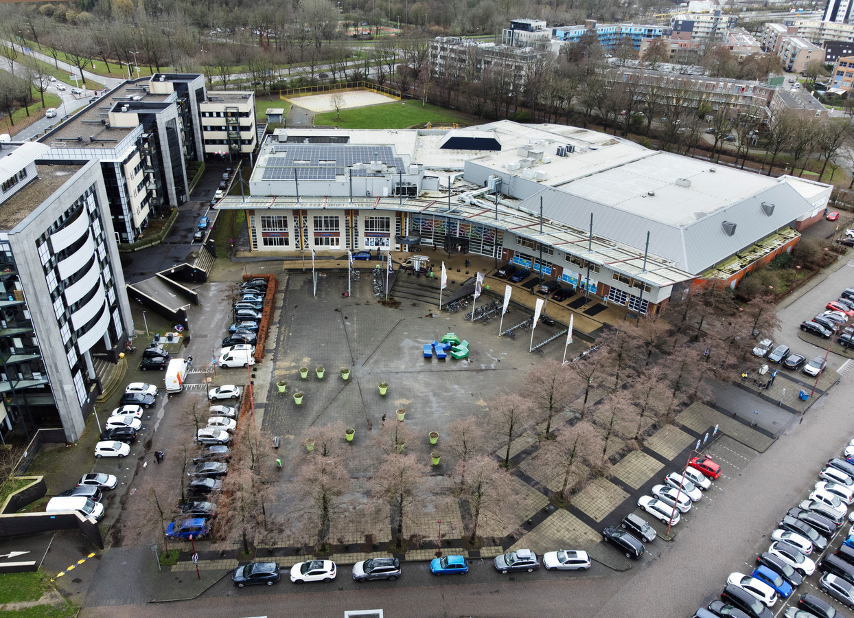 Merwestein wil nog dit jaar starten met megaverbouwing; buitenterrein wordt