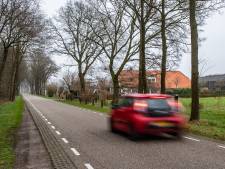 Raalte wil gevaarlijke wegen buitengebied veiliger maken; Vlessendijk aangemerkt als risicoweg