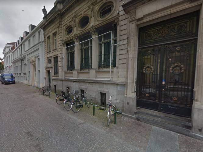 Werkstraf voor twintiger die politieman vuistslagen in het gezicht geeft in danscafé De Coulissen