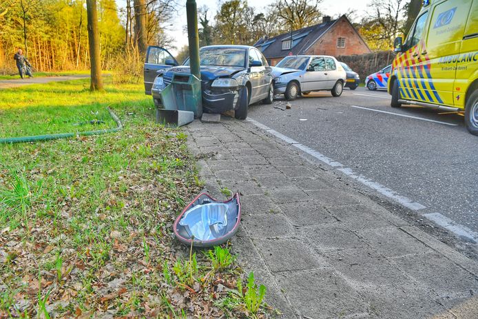 Bestuurder gewond bij ongeluk op N69 tussen Valkenswaard en Aalst.