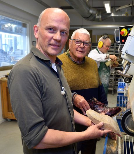 Tip van schoenmaker Michel: poets iedere avond je tanden terwijl je op je tenen staat (en dit is waarom)