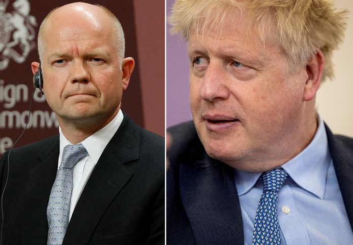 De voormalige leider van de Britse Conservatieve Partij, William Hague, en de Britse premier Boris Johnson.