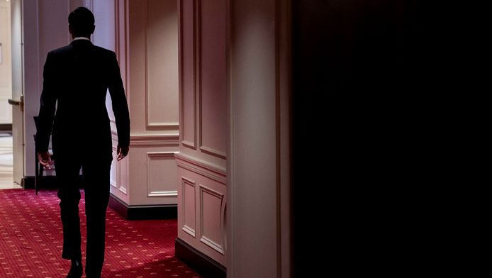Jared Kushner is op weg naar een vergadering in het Witte Huis.