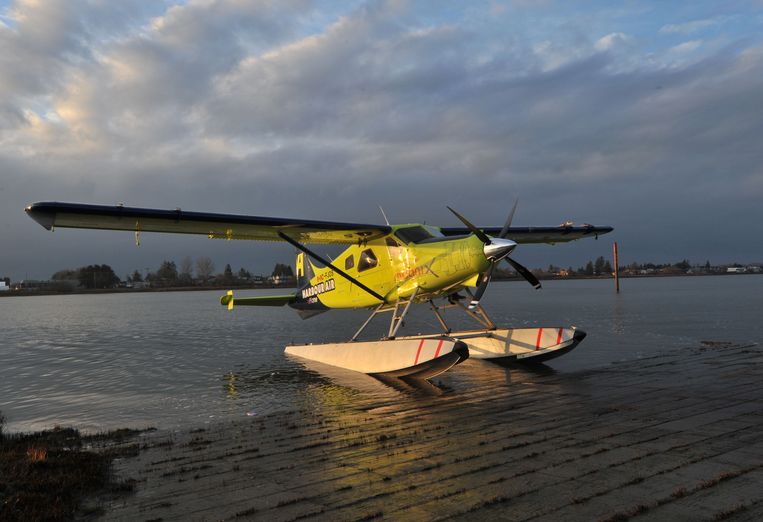 Het omgebouwde, nu elektrische watervliegtuigje. Beeld AFP