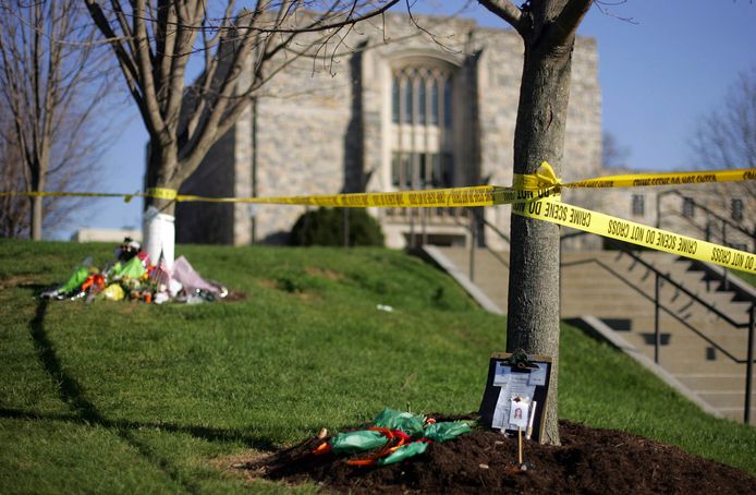 Flowers for the victims of Virginia Tech in 2007.