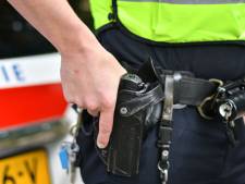 Politie lost waarschuwingsschot bij aanhouding man in Assendelft