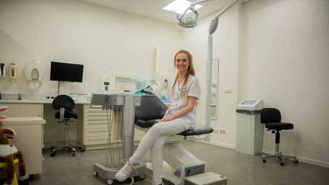 Zeeuwse tandartsen overladen met vragen over zorgverzekeringen: ‘Denk héél goed na over je keuze’