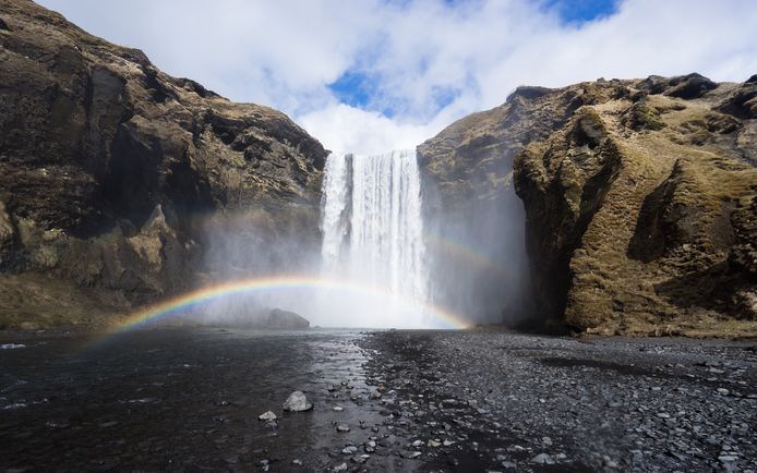 Één van de vele watervallen in IJsland.