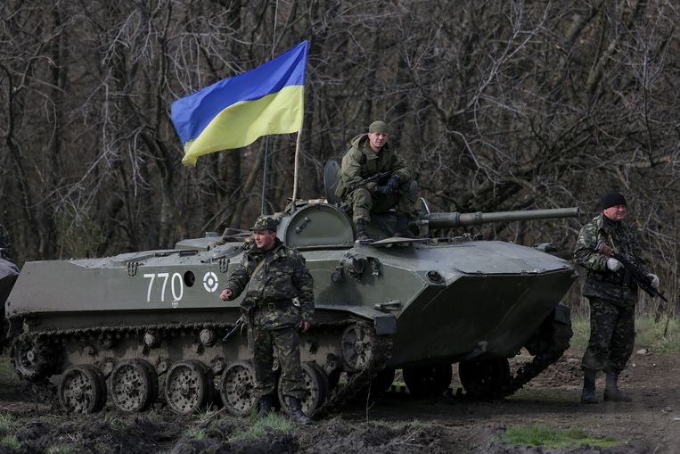 Oekraïense soldaten nabij de stad Izium, in de omgeving van Charkov. Beeld epa