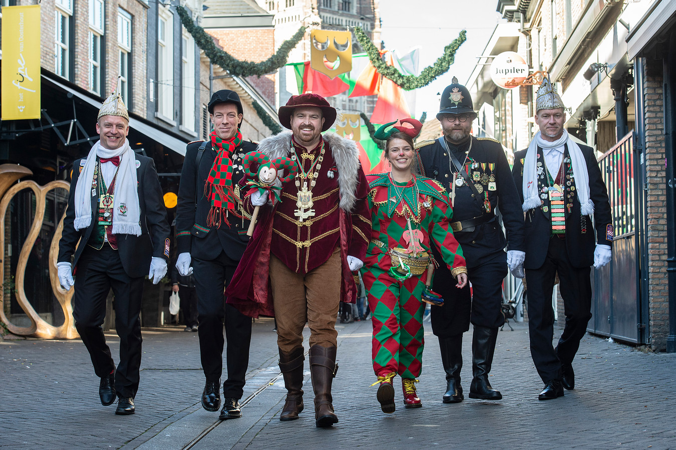 Tom Rademakers verruilt carnavalsklompen voor prinsenlaarzen als nieuwe