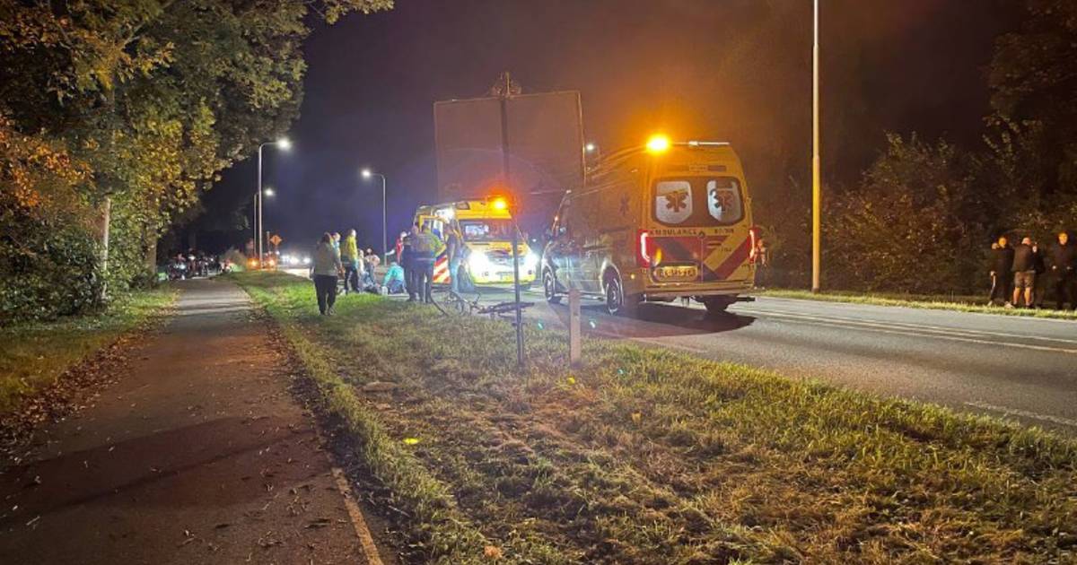 Man overleden door botsing met auto in Didam.