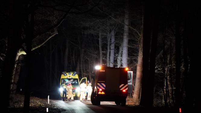 Gewonde fietser aangetroffen in Hoog Soeren, politie noemt aanrijding ‘zeer waarschijnlijk’