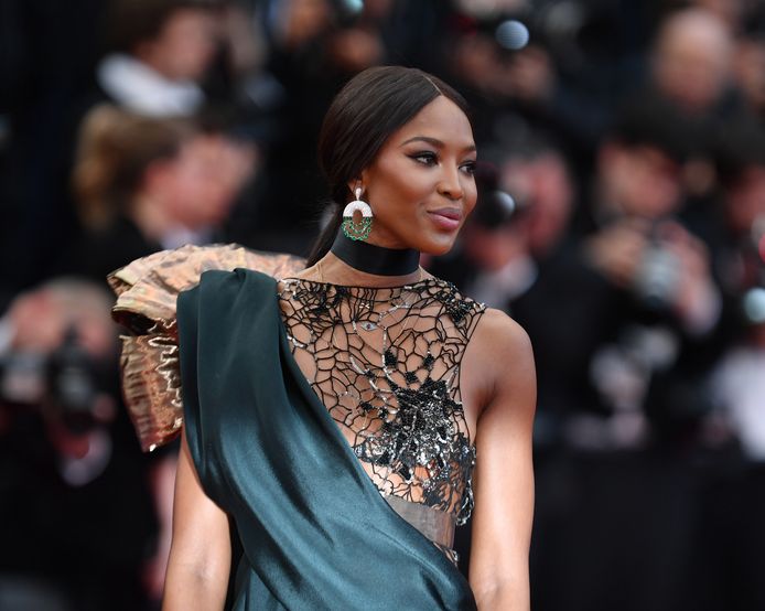 Naomi Campbell, hier op het Filmfestival van Cannes eerder dit jaar, heeft haar eerste grote beautycampagne vast.