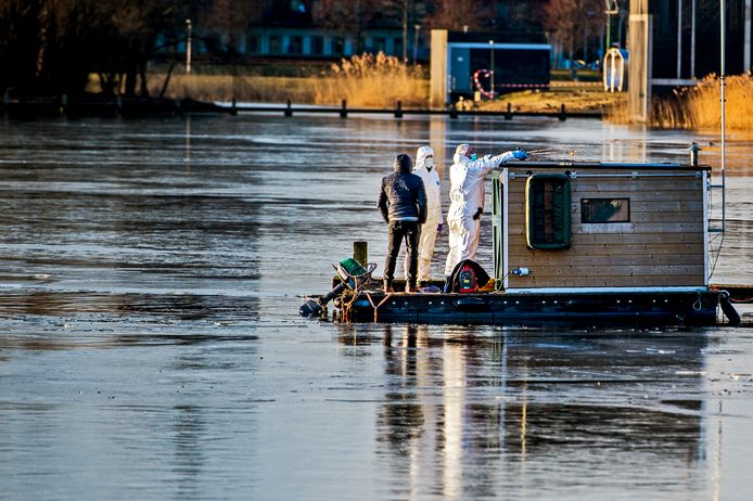 Eerder werd het vissersbootje op sporen onderzocht.