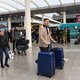 Echtpaar blijkt niets te maken te hebben met dronechaos bij luchthaven Gatwick, politie zoekt verder