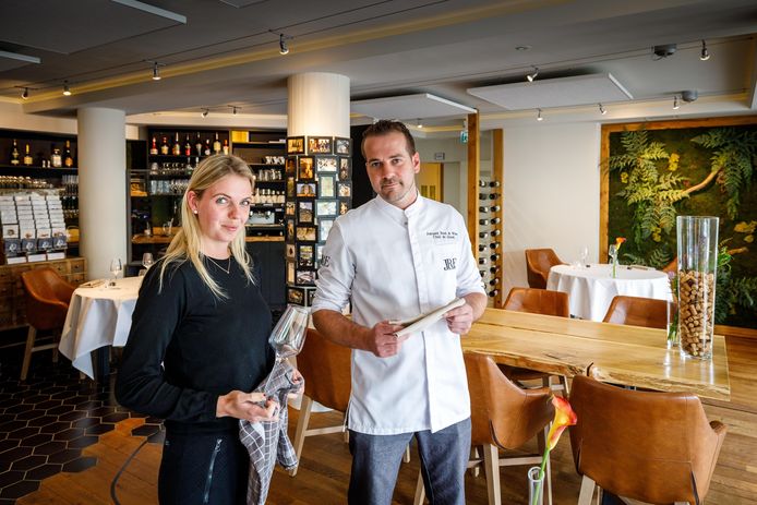 Corine Vink en Chiel de Groot in hun restaurant Amused