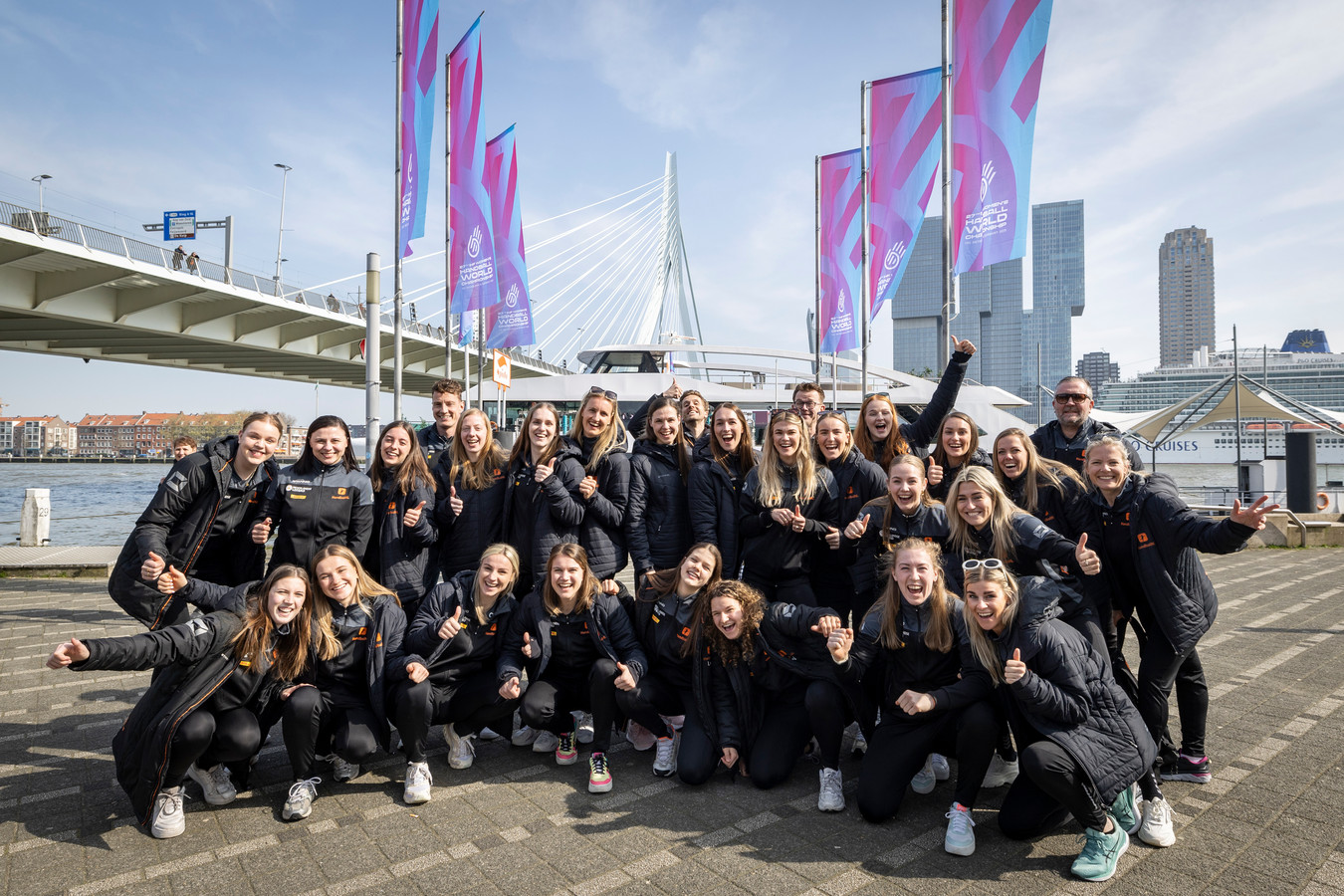 Medaillejacht op WK handbal van start Achterhoekse Housheer is een